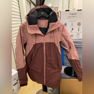 Sentinel ski jacket